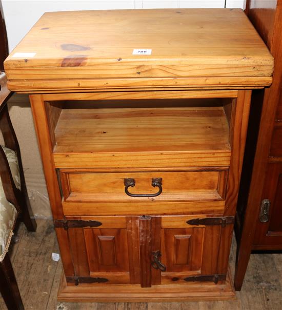 Modern pine bedside cupboard(-)